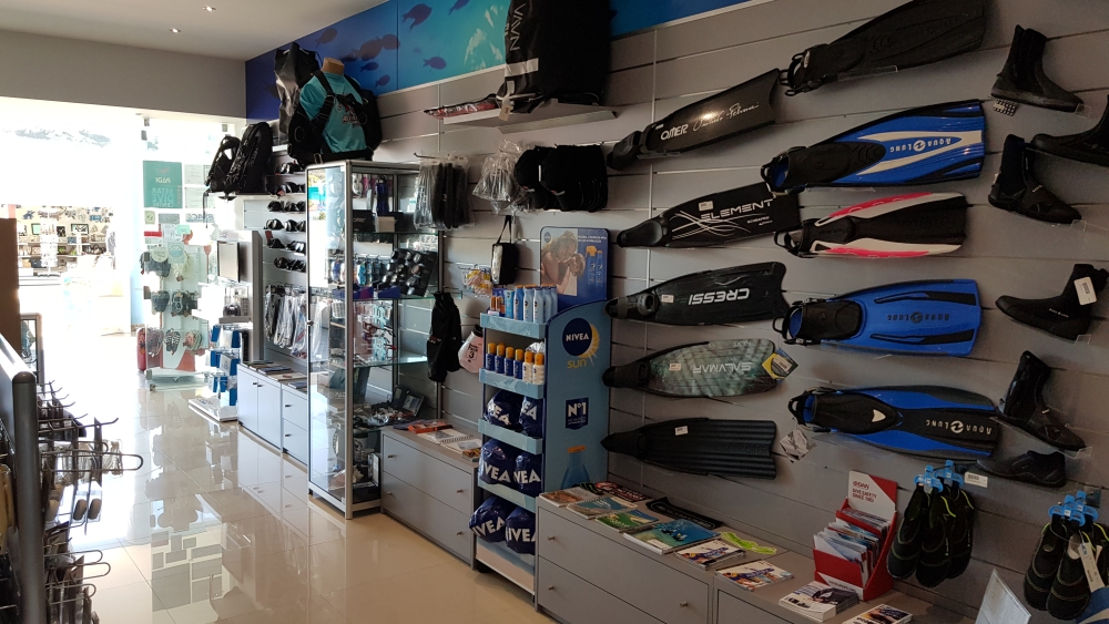 Easydivers - Dive Centre & Shop