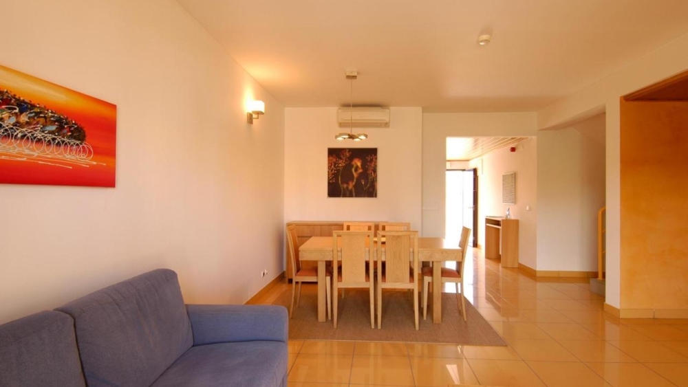 Apartamentos Turísticos Orada